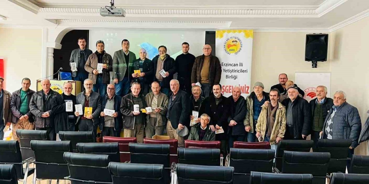 Erzincan'ın 4 ilçesinde arıcılara varroa ilacı dağıtıldı