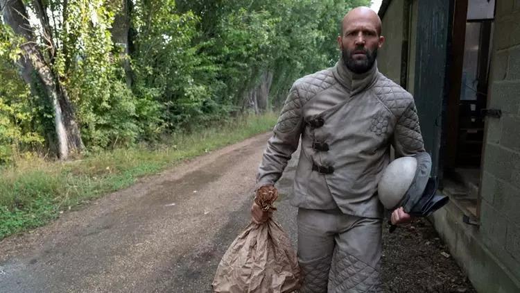 Arıcı: Ölüm Kovanı filminin konusu nedir, oyuncuları kimler, ne zaman çekildi?