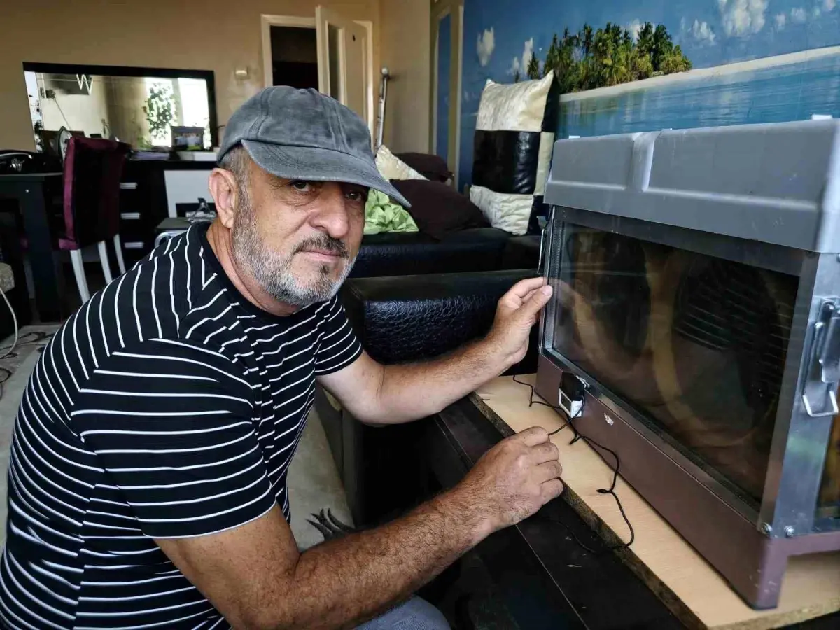 Beekeeping Innovation on the 15th Floor in Kayseri Beekeeper Şahin Orhan, who lives in…