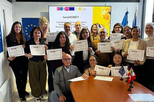De vijfde internationale bijeenkomst van het bestHONEY-project, uitgevoerd door de Provinciale…