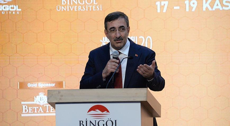 経済 副大統領のヤルマズ:トルコは蜂蜜生産で中国に次いで2位 副大統領のヤルマズ:トルコは蜂蜜生産で中国に次いで2位 2023年11月17日 - 19:13 |…