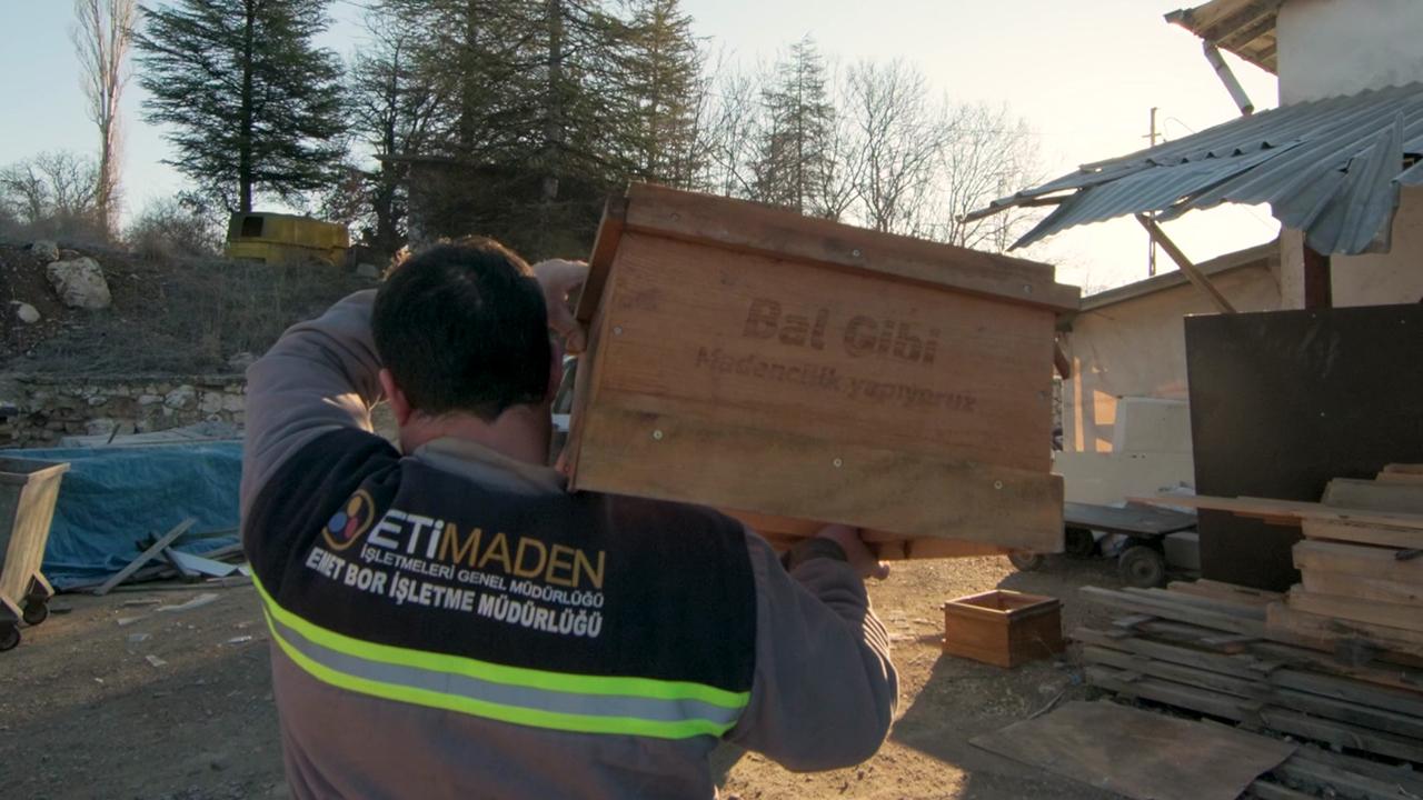 Eti Maden 'Bal Gibi Madencilik' projesiyle arıcılığı teşvik ediyor