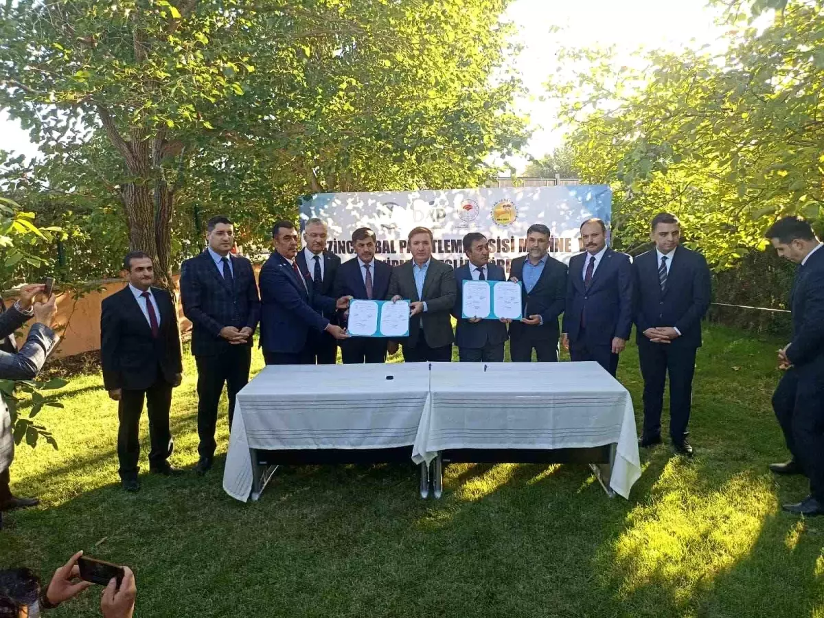 Erzincan'da Bal Paketleme Tesisi Açılışı Yapıldı