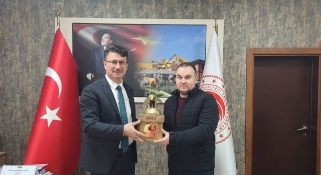 Der Eskişehir-Imker Hakkı İşçi wurde Erster bei einem internationalen Wettbewerb Eskişehir -…