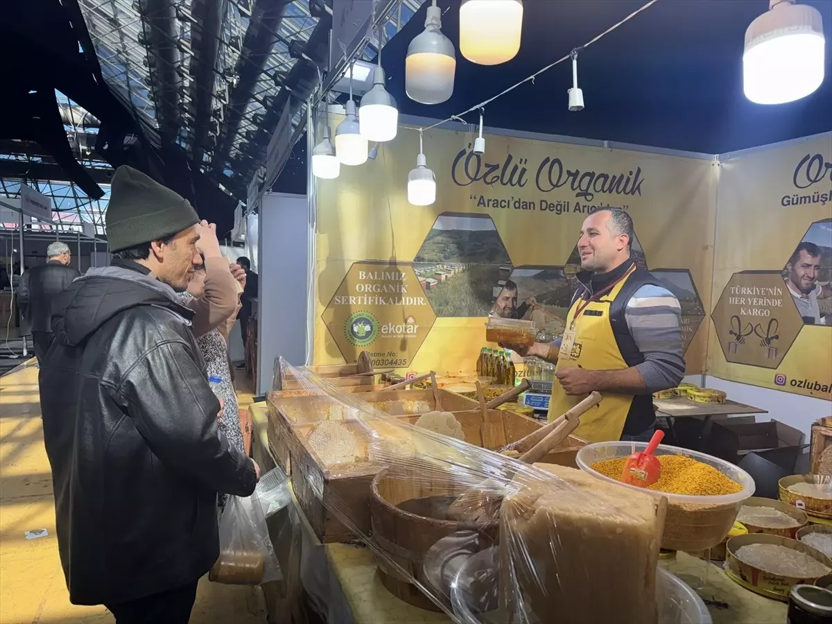 De Bijenteeltbeurs in Antalya is Begonnen De 2e Bijenteelt- en Bijproductenbeurs in Antalya is…