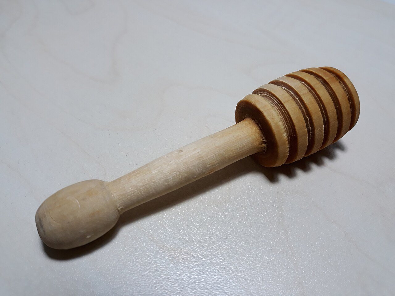 Ahşap bal kaşığı