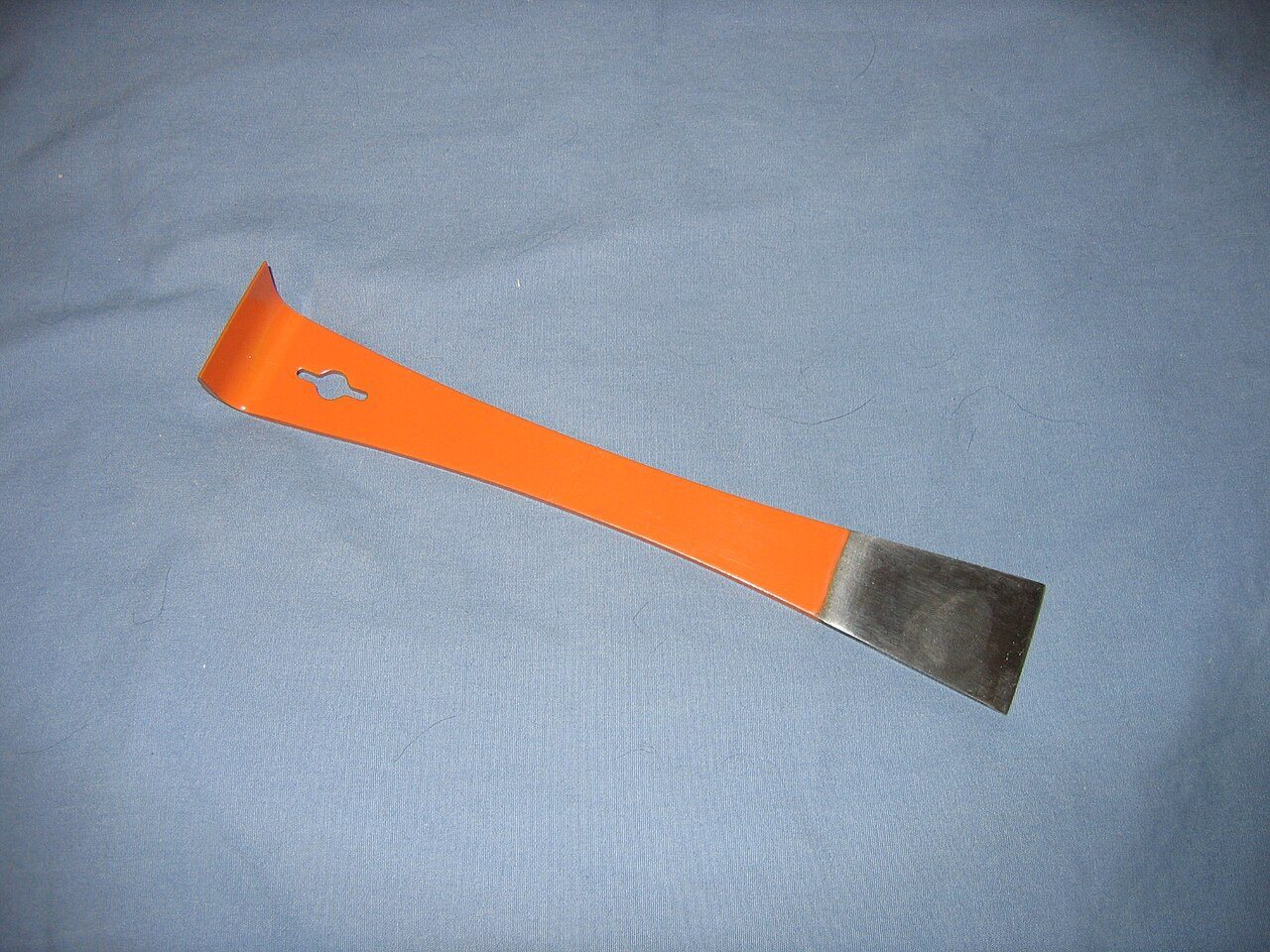 Flat hive tool with an orange handle